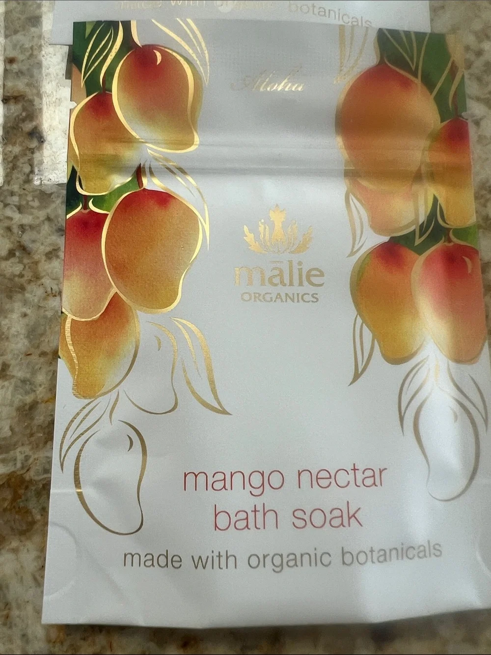 MALIE ORGANICS ASSORTMENT OF PRODUCTS FOR BODY & BATH NIB